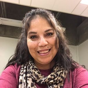 Meet your Posher, Connie